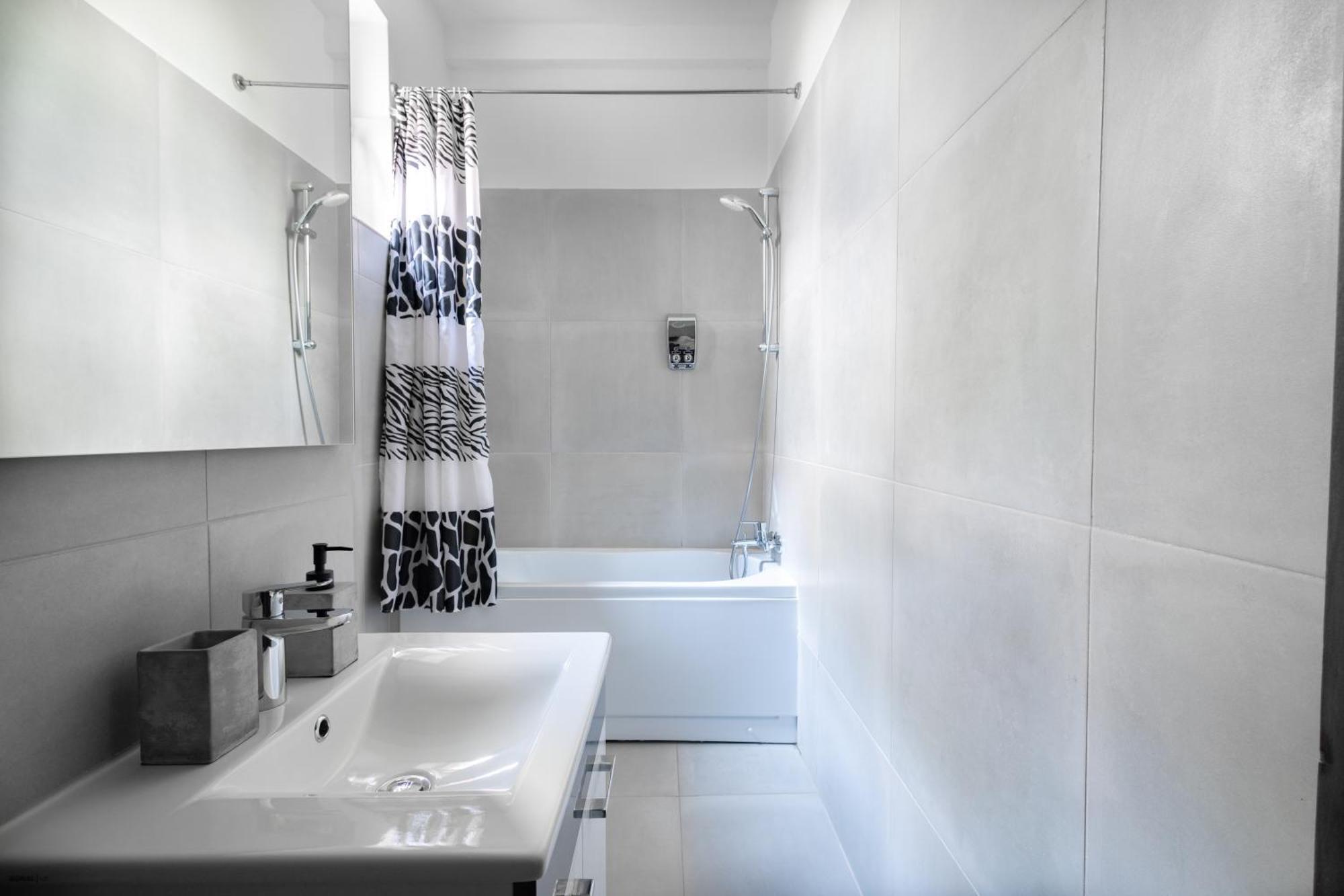 Piccolo Mondo By Citybookings Bucarest Esterno foto