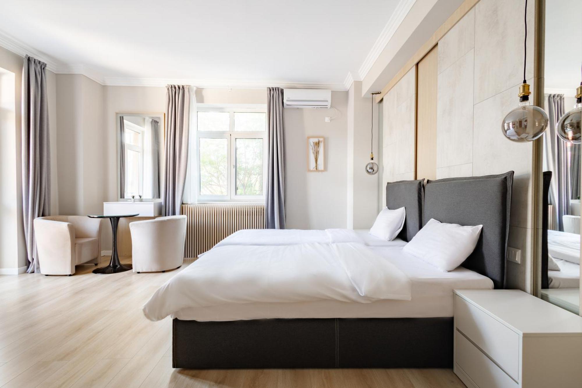 Piccolo Mondo By Citybookings Bucarest Esterno foto