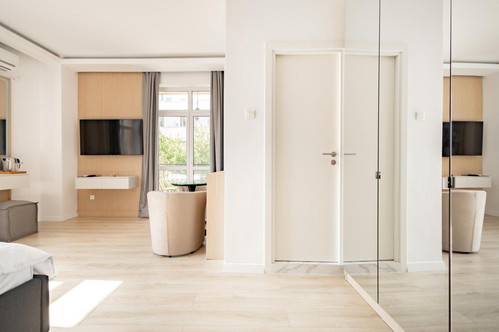 Piccolo Mondo By Citybookings Bucarest Esterno foto