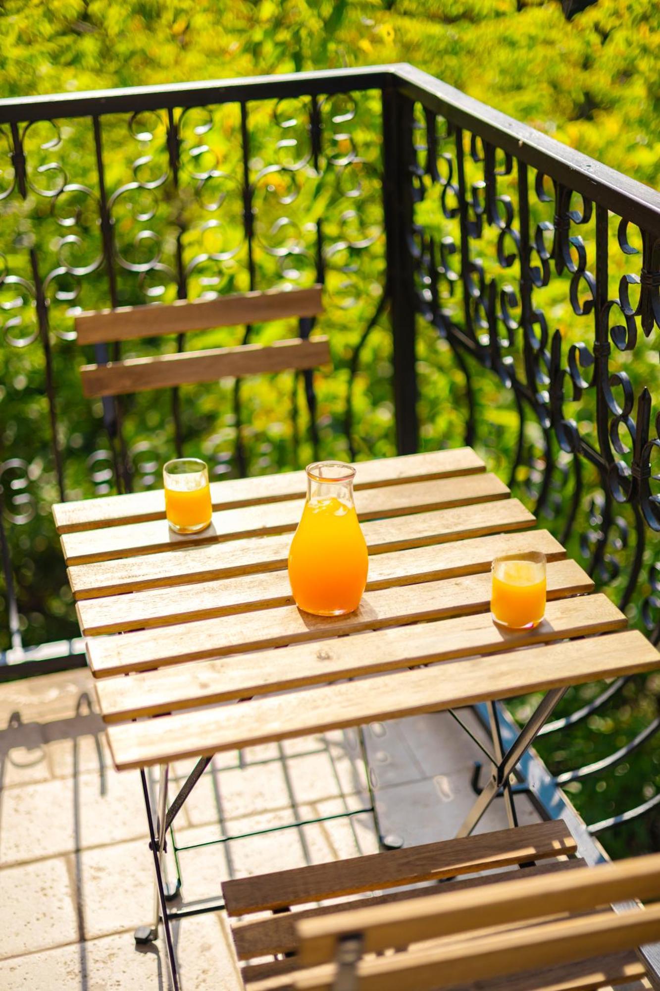Piccolo Mondo By Citybookings Bucarest Esterno foto