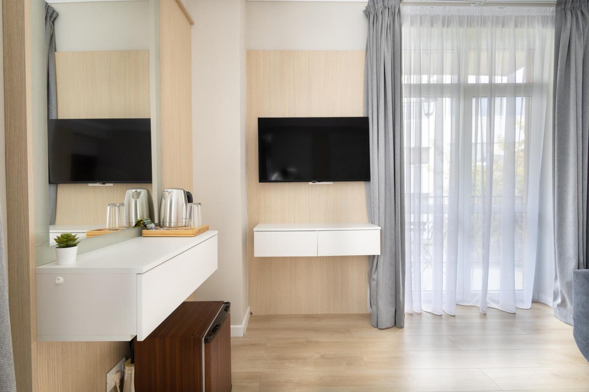 Piccolo Mondo By Citybookings Bucarest Esterno foto