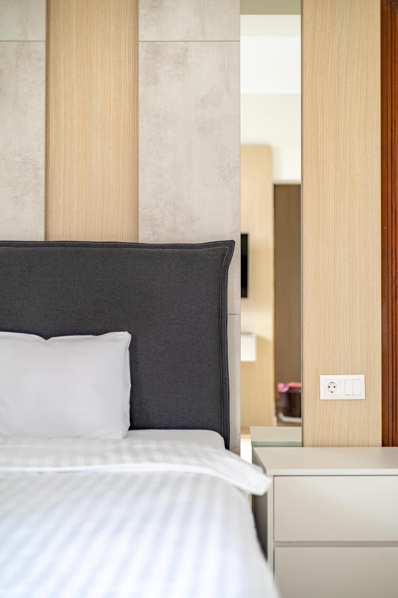 Piccolo Mondo By Citybookings Bucarest Esterno foto